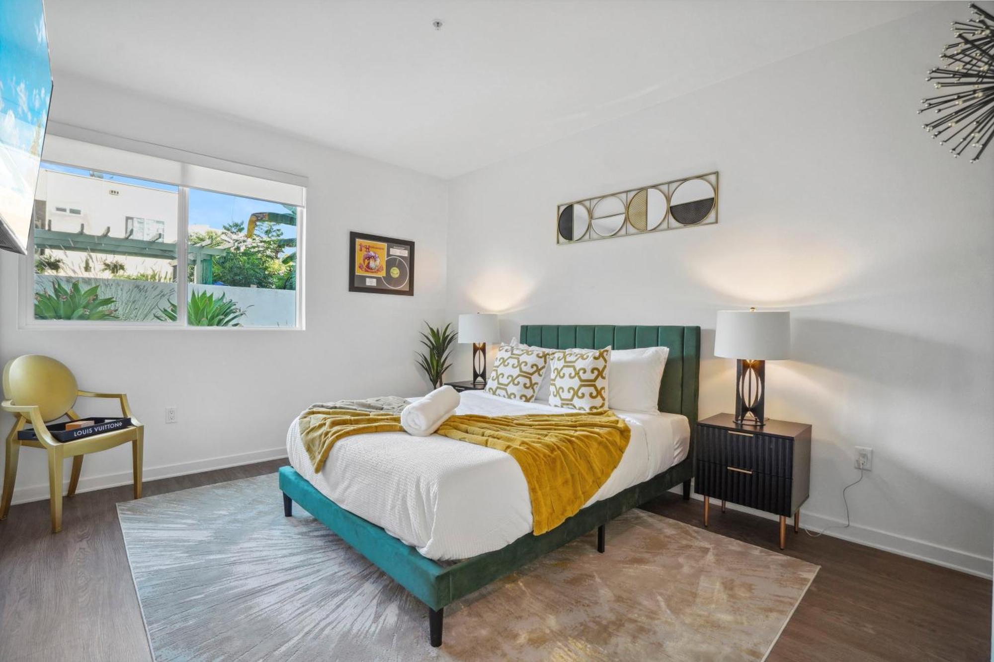 House Of Lv Bed & Breakfast Los Angeles Exterior photo